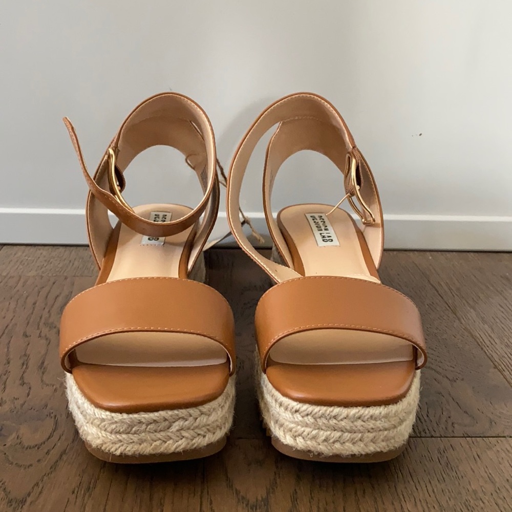 Brand new design Lab Lord & Taylor wedges